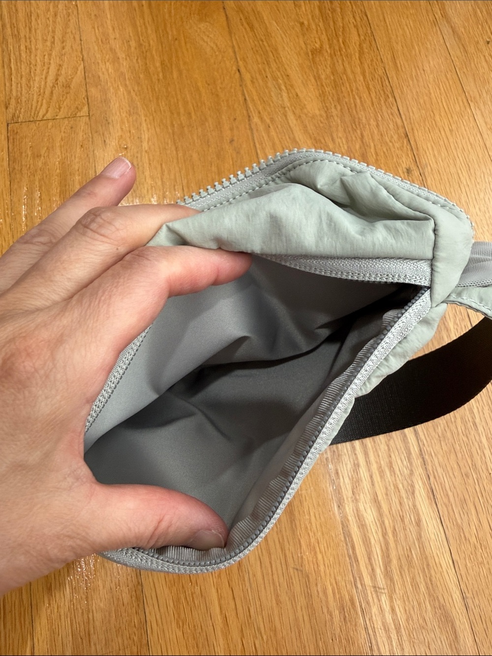 lululemon athletica Light Sage Green Crossbody Belt Bag with Dark Strap - Picture 6 of 6